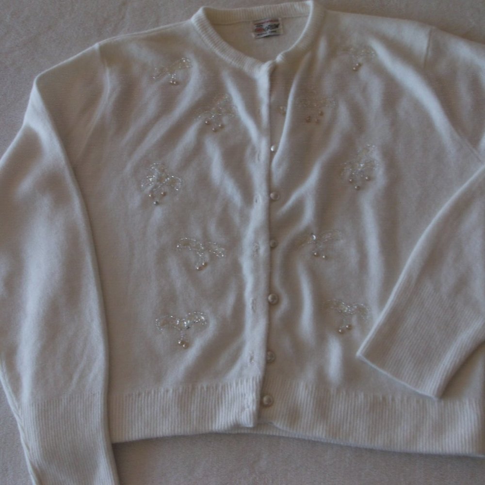 Vintage ladies' sweater, romantic, pearl and sequins hand worked
